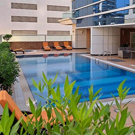 Barcelo Residences Dubai Marina Exteriör bild
