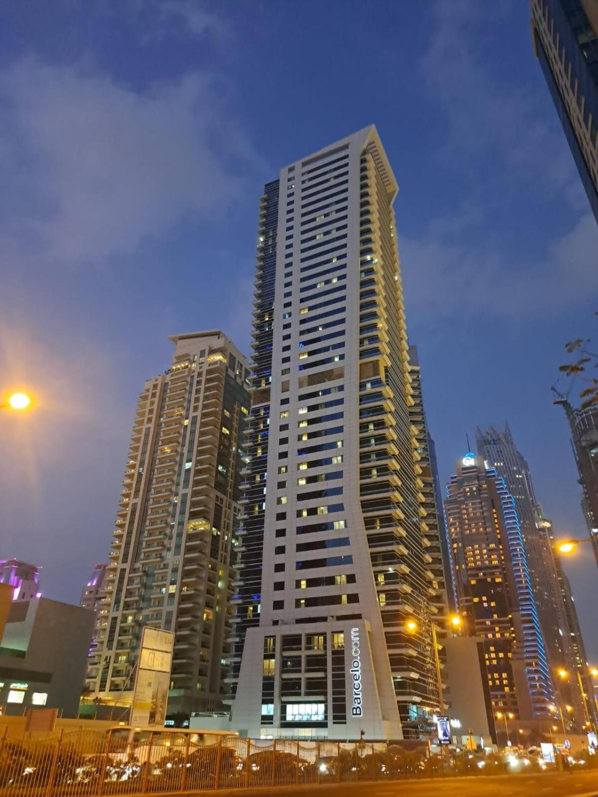 Barcelo Residences Dubai Marina Exteriör bild